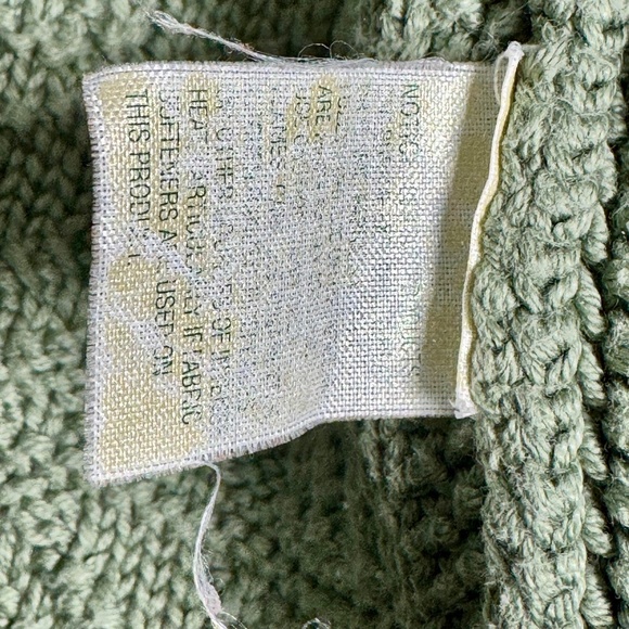 LL Bean Sage Green Cable-knit Heritage Cardigan w Wood Buttons Sz M - Picture 8 of 8